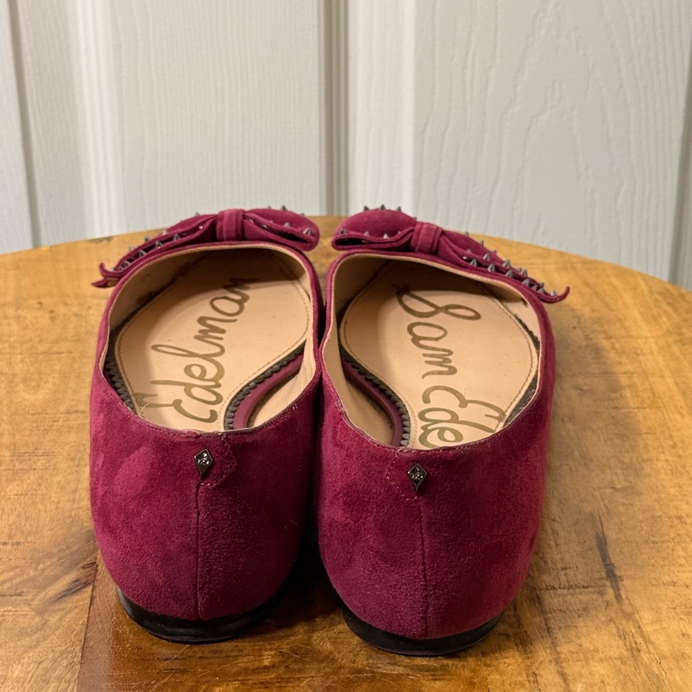 Sam Edelman Wine/Burgundy Pointed Bow Stud Flats - Picture 3 of 5